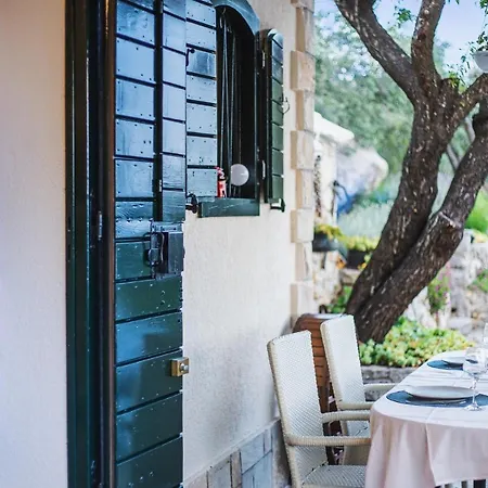 Oaza Holiday home Baska Voda